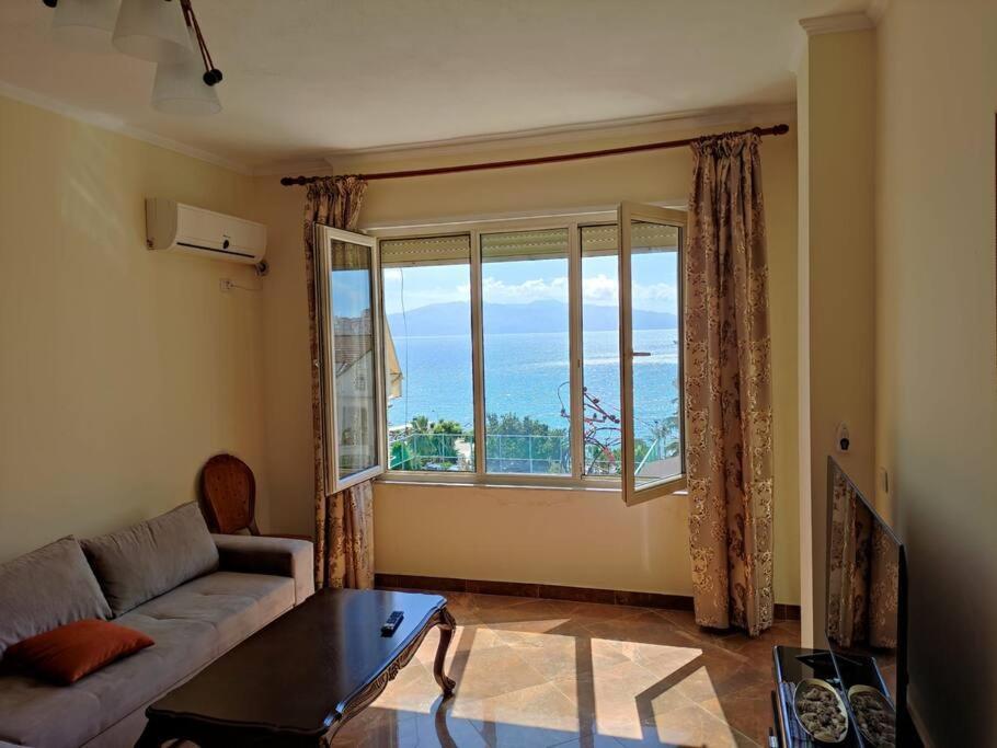 By Promenade Apartment